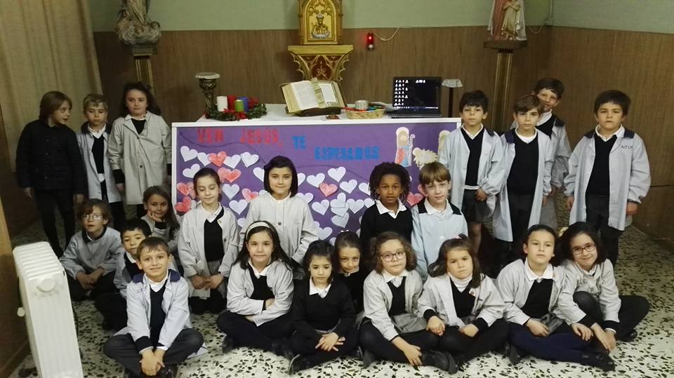 Celebraci&oacute;n de Adviento para mayores y peque&ntilde;os01